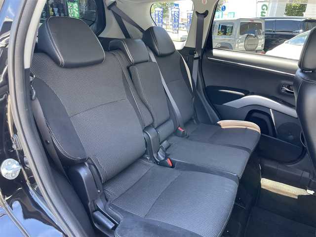 三菱 アウトランダー 24G ROADEST 新潟県 2011(平23)年 9.7万km アメジストブラック ４ｗｄ/バックカメラ/ウィンカーミラー/ドアバイザー/ETC/純正フロアマット