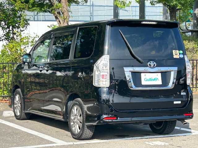 トヨタ ヴォクシー ZS 煌Ⅱ 宮城県 2012(平24)年 2.6万km ブラック 純正ナビ/バックカメラ/純正フルセグTV/Bluetooth/パドルシフト/ステアリングスイッチ/前後ドライブレコーダー/純正ビルトインETC/オートライト/アンチロックブレーキシステム/純正アルミホイール/純正フロアマット/両側パワースライドドア/プッシュスタート
