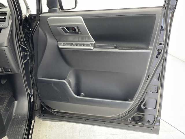 トヨタ ヴォクシー ZS 煌Ⅱ 千葉県 2012(平24)年 2.6万km ブラック 純正ナビ/バックカメラ/純正フルセグTV/Bluetooth/パドルシフト/ステアリングスイッチ/前後ドライブレコーダー/純正ビルトインETC/オートライト//純正アルミホイール/純正フロアマット/両側パワースライドドア/プッシュスタート/ドアバイザー/フォグランプ
