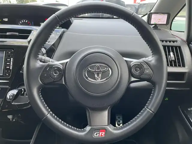 トヨタ プリウス α S ツーリングセレ GRスポーツ 栃木県 2019(令1)年 3.5万km ホワイトパールクリスタルシャイン ワンオーナー/社外メモリナビ/フルセグTV/DVD/Bluetooth/バックカメラ/ETC/GRスポーツ専用ハーフレザーシート/前後ドライブレコーダー/GPSレーダー/純正エンジンスターター/スマートキー×2/LEDヘッドライト/フォグランプ/オートライト/純正18インチAW/純正フロアマット/保証書/取説