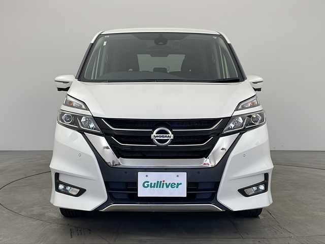 日産 セレナ ハイウェイスターVセレクションⅡ 兵庫県 2018(平30)年 7.2万km ブリリアントホワイトパール ・セーフティパックB/・カーテンエアバッグシステム/・踏み間違い衝突防止アシスト/・インテリジェント パーキングアシスト（駐車支援システム）/・標識検知機能/・インテリジェント アラウンドビューモニター/・インテリジェント DA（ふらつき警報）/・フロント&バックソナー/・インテリジェント ルームミラー/・電動パーキングブレーキ/・オートブレーキホールド/・プロパイロット/・インテリジェント LI (車線逸脱防止支援システム)/・ヒーター付ドアミラー/・ステアリングスイッチ/・エマージェンシーブレーキ/・ハイビームアシスト/・社外ナビ/CD/DVD/BT/・ETC/・両側パワースライドドア/・社外ドライブレコーダー/・革巻きステアリング/・フォグランプ/・純正ドライブレコーダー/・インテリジェントキー/・プッシュスタート/・フロアマット/・純正16インチアルミホイール