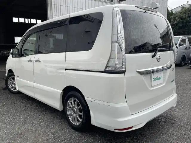 日産 セレナ HWS S HV Vセレ +Sefty 神奈川県 2015(平27)年 7万km ブリリアントホワイトパール 純正メモリナビ/フルセグ/Bluetooth/USB/DVD/CD/バックカメラ/ETC/クルーズコントロール/両側パワースライドドア/純正フロアマット/オートライト/横滑り防止装置/衝突軽減システム/保証書/取扱説明書/スペアキー×１