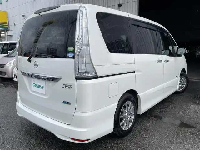 日産 セレナ HWS S HV Vセレ +Sefty 神奈川県 2015(平27)年 7万km ブリリアントホワイトパール 純正メモリナビ/フルセグ/Bluetooth/USB/DVD/CD/バックカメラ/ETC/クルーズコントロール/両側パワースライドドア/純正フロアマット/オートライト/横滑り防止装置/衝突軽減システム/保証書/取扱説明書/スペアキー×１