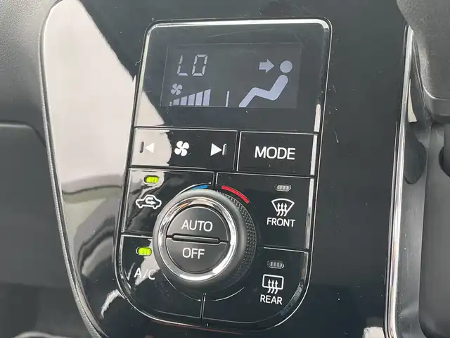 トヨタ パッソ モーダ　Gパッケージ 千葉県 2021(令3)年 1.5万km ダークエメラルドマイカ ナビＮＳＣＮ－Ｗ６８　バックカメラ　スマートアシスト３　ＢＴ　フルセグ　ダークエメラルドマイカ　ＬＥＤライト　オートライト　ＡＨＢ　１４インチＡＷ　前後センサー　スマートキー　プッシュスタート
