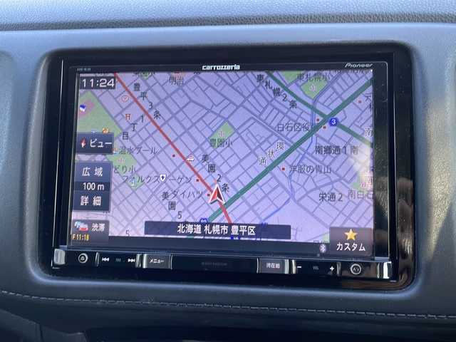 ホンダ ヴェゼル ハイブリッド X 道央・札幌 2015(平27)年 11.7万km モルフォブルーP (株)IDOMが運営する【じしゃロン札幌豊平店】の自社ローン対象車両になります。こちらは現金ご利用時の価格です。/自社ローンご希望の方は別途その旨お申付け下さい。/・４WD/・寒冷地仕様/・シティーブレーキアクティブシステム/・リアクティブフォースペダル/・クルーズコントロール/・社外8インチナビ/・フルセグ/BT/CD/DVD/・バックカメラ/・パドルシフト/・ステアリングスイッチ/・フロントデアイサー/・ミラーヒーター/・オートブレーキホールド/・積込社外AW付夏タイヤ215/60R16