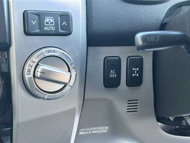 トヨタ ハイラックス サーフ SSR－G 神奈川県 2007(平19)年 12.1万km ブラック 純正ナビ（CD/DVD/FM/AM/HDD/AUX/SD)/バックカメラ/ヒッチメンバー/リフトアップ/前後ドライブレコーダー/ABS/盗難防止システム/ブレーキアシスト/オートライト/フォグランプ/純正フロアマット/ドアバイザー/ISOFIX/ステップ/ステップライト/１６インチ社外アルミホイール/BFGoodrich社外タイヤ/スペアキー×１/保証書/取扱説明書