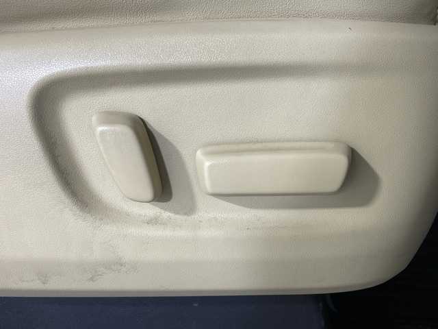 トヨタ ヴェルファイア V 神奈川県 2015(平27)年 7.3万km ホワイトパールクリスタルシャイン モデリスタエアロ【フロント/サイド/リア】/社外10型SDナビゲーション【EX10】/社外フリップダウンモニター/フルセグ　CD DVD　Bluetooth　SD　USB　HDMI/両側電動スライドドア【サンシェード】/パワーバックドア/クルーズコントロール/前後ソナー/木目調/革巻きコンビステアリング/ステアリングスイッチ/合皮/ファブリックコンビシート/前席パワーシート/運転席ポジションメモリー/助手席/2列目オットマン/ビルトインETC/社外前方ドライブレコーダー/電動パーキングブレーキ/オートブレーキホールド/プッシュスタート/スマートキー/LEDヘッド/フォグランプ/オートライト/電格ウインカーミラー