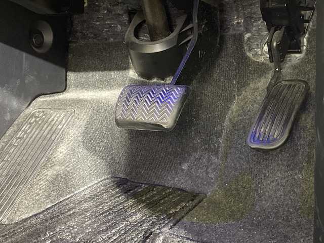 トヨタ ヴェルファイア V 神奈川県 2015(平27)年 7.3万km ホワイトパールクリスタルシャイン モデリスタエアロ【フロント/サイド/リア】/社外10型SDナビゲーション【EX10】/社外フリップダウンモニター/フルセグ　CD DVD　Bluetooth　SD　USB　HDMI/両側電動スライドドア【サンシェード】/パワーバックドア/クルーズコントロール/前後ソナー/木目調/革巻きコンビステアリング/ステアリングスイッチ/合皮/ファブリックコンビシート/前席パワーシート/運転席ポジションメモリー/助手席/2列目オットマン/ビルトインETC/社外前方ドライブレコーダー/電動パーキングブレーキ/オートブレーキホールド/プッシュスタート/スマートキー/LEDヘッド/フォグランプ/オートライト/電格ウインカーミラー