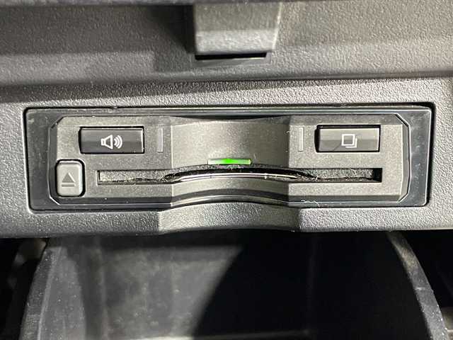 トヨタ ヴェルファイア V 神奈川県 2015(平27)年 7.3万km ホワイトパールクリスタルシャイン モデリスタエアロ【フロント/サイド/リア】/社外10型SDナビゲーション【EX10】/社外フリップダウンモニター/フルセグ　CD DVD　Bluetooth　SD　USB　HDMI/両側電動スライドドア【サンシェード】/パワーバックドア/クルーズコントロール/前後ソナー/木目調/革巻きコンビステアリング/ステアリングスイッチ/合皮/ファブリックコンビシート/前席パワーシート/運転席ポジションメモリー/助手席/2列目オットマン/ビルトインETC/社外前方ドライブレコーダー/電動パーキングブレーキ/オートブレーキホールド/プッシュスタート/スマートキー/LEDヘッド/フォグランプ/オートライト/電格ウインカーミラー