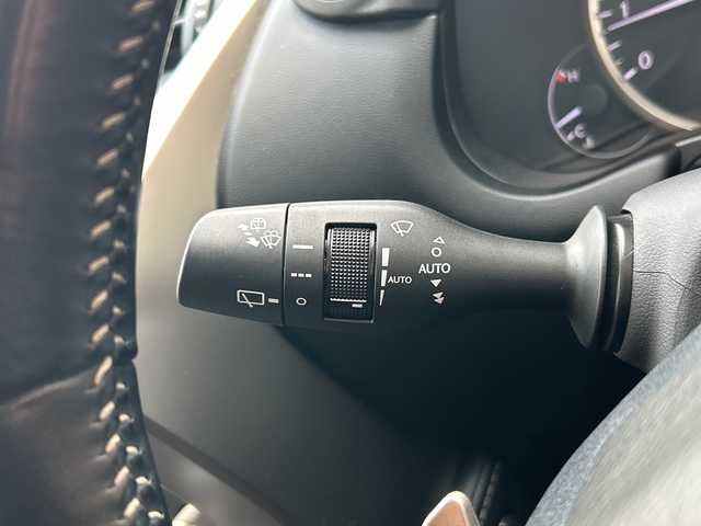 レクサス ＮＸ 300 バージョンL 広島県 2019(令1)年 4.6万km ソニッククォーツ 禁煙/純正SDナビ/Bluetooth/CD/DVD/USB/Miracast/フルセグTV/全方位カメラ/レクサスセーフティ/・プリクラッシュセーフティ/・レーンディパーチャーアラート/・レーントレーシングアシスト/・オートマチックハイビーム/・先行車発進告知/BSM/クリアランスソナー/本革シート/パワーシート/シートヒーター(全席)/シートベンチレーション/シートメモリー/LEDヘッドライト/オートライト/ステアリングヒーター/ステアリングスイッチ/パドルシフト/ETC2.0/スマートキー/プッシュスタート/電動リアゲート/純正フロアマット/純正18インチアルミホイール