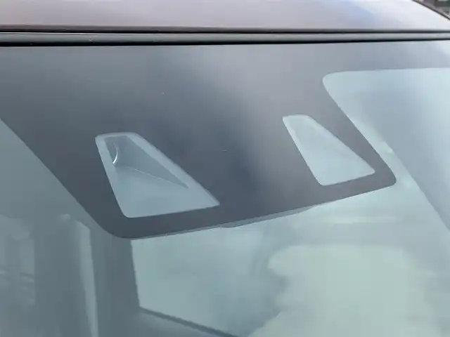 スズキ ソリオ バンディット HV MV 秋田県 2024(令6)年 1.1万km メロウディープレッドパール 純正ナビ・フルセグＴＶ・ＣＤ・DVD再生・Bluetooth・USB接続・AMFMチューナー/衝突被害軽減システム/コーナーセンサー/車線逸脱警報装置/フリップダウンモニター/前席シートヒーター/プッシュスタート・スマートキー/純正アルミホイール・スタッドレスタイヤ装着/LEDヘッドライト・フォグランプ/ダブル・サイド・カーテンエアバック/純正フロアマット/ウィンカーミラー
