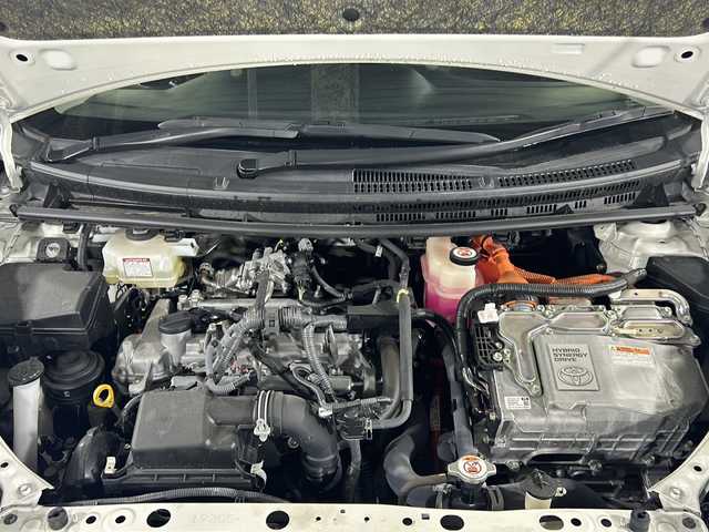 トヨタ アクア S スタイルブラック 福岡県 2019(平31)年 2.2万km ホワイトパールクリスタルシャイン ・純正ナビ/・ワンセグTV/・Bluetooth/・前後ドラレコ/・CD/・横滑り防止/・衝突軽減/・盗難防止/・純正マット/・ETC/・スマートキー/・プッシュスタート/・コーナーセンサー