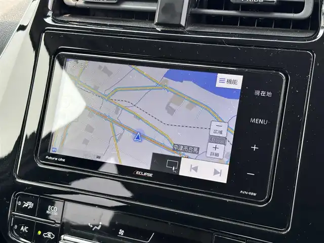 トヨタ プリウス Sセーフティプラス ツートーン 大分県 2018(平30)年 8.8万km アティチュードブラックマイカ/ホワイトパールクリスタルシャイン ・社外ナビ(CD.DVD.BT.SD)/・バックカメラ/・フルセグテレビ/・パーキングアシスト/・プリクラッシュセーフティ/・コーナーセンサー/・レーダークルーズコントロール/・オートハイビーム/・ETC/・ステアリングリモコン/・スマートキー