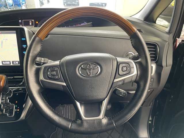 トヨタ エスティマ アエラス プレミアム G 道央・札幌 2017(平29)年 8.5万km ブラック/レッドマイカメタリック 2トーン ・4WD/・純正SDナビ/・CD/DVD/SD/フルセグTV/USB/HDMI/・Bluetooth接続/・TRDエアロ/・バックカメラ/・フリップダウンモニター/・両側パワースライドドア/・電動リアゲート/・クルーズコントロール/・プリクラッシュセーフティ/・レーンキープアシスト/・オートライト/オートマチックハイビーム/・ハーフレザーシート/パワーシート/・前席シートヒーター/・LEDヘッドライト/ETC/・ドライブレコーダー/電動格納ミラー/ウィンカーミラー/・純正フロアマット/ドアバイザー/・保証書/取扱説明書