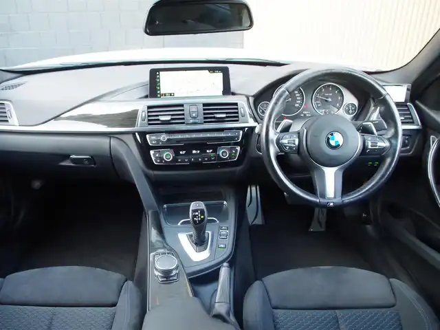 ＢＭＷ ３２０ｄ Mスポーツ 埼玉県 2019(平31)年 4.3万km アルピンホワイトⅢ アダプティブクルーズコントロール/インテリジェントセーフティ/パークディスタンスコントロール/ブラインドスポットモニター/バックカメラ/iDriveナビ/ドラレコ/ETC/GPSレーダー探知機/シートヒーター/シートポジションメモリー機能/カーボンリアスポイラー