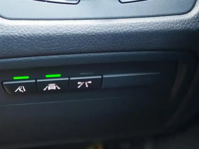 ＢＭＷ ３２０ｄ Mスポーツ 埼玉県 2019(平31)年 4.3万km アルピンホワイトⅢ アダプティブクルーズコントロール/インテリジェントセーフティ/パークディスタンスコントロール/ブラインドスポットモニター/バックカメラ/iDriveナビ/ドラレコ/ETC/GPSレーダー探知機/シートヒーター/シートポジションメモリー機能/カーボンリアスポイラー