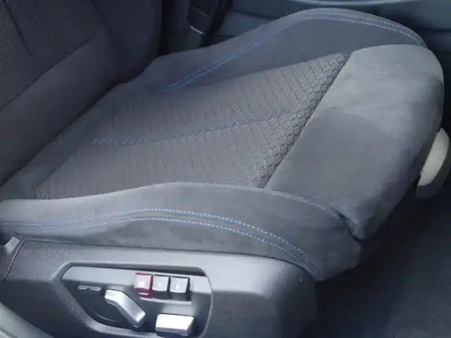 ＢＭＷ ３２０ｄ Mスポーツ 埼玉県 2019(平31)年 4.3万km アルピンホワイトⅢ アダプティブクルーズコントロール/インテリジェントセーフティ/パークディスタンスコントロール/ブラインドスポットモニター/バックカメラ/iDriveナビ/ドラレコ/ETC/GPSレーダー探知機/シートヒーター/シートポジションメモリー機能/カーボンリアスポイラー