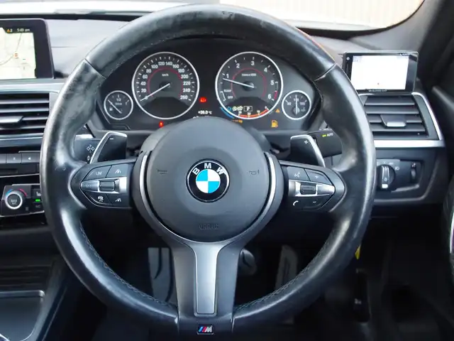 ＢＭＷ ３２０ｄ Mスポーツ 埼玉県 2019(平31)年 4.3万km アルピンホワイトⅢ アダプティブクルーズコントロール/インテリジェントセーフティ/パークディスタンスコントロール/ブラインドスポットモニター/バックカメラ/iDriveナビ/ドラレコ/ETC/GPSレーダー探知機/シートヒーター/シートポジションメモリー機能/カーボンリアスポイラー