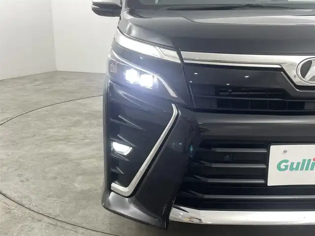 トヨタ ヴォクシー ZS 煌Ⅱ 福島県 2020(令2)年 6.3万km ブラック トヨタセーフティセンス/・プリクラッシュセーフティ/・レーンディパーチャーアラート/・クリアランスソナー/・オートマチックハイビーム/社外7インチナビ/・型番：MDV-S707W/・フルセグTV/Bluetooth/CD/DVD/・ETC/・ドライブレコーダー/両側パワースライドドア/アイドリングストップ/革巻きステアリング/・ステアリングリモコン/プッシュスタート/・スマートキー/LEDヘッドライト/・オートライト/・フォグライト/電動格納ウィンカーミラー/純正フロアマット