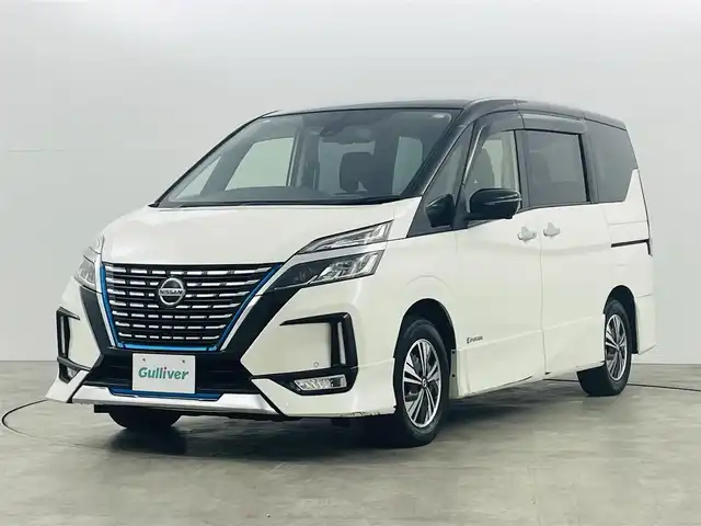 日産 セレナ e－パワー ハイウェイスター V 福島県 2021(令3)年 6.3万km パール 360°セーフティアシスト/・プロパイロット/・側方支援/・後方支援/・エマージェンシーブレーキ/・速度標謝表示/・道路標識表示/・駐車支援/・ふらつき警報/・走行時間/・凍結注意/・ブラインドスポットモニター/純正ナビ/・型番：MM520D-L/・フルセグTV/BT/CD/DVD/FM/AM/・ETC/・両側パワースライドドア/・前後ドライブレコーダー/デジタルインナーミラー/プッシュスタート/・スマートキー/革張ステアリング/・ステアリングスイッチ/電動格納ミラー/LEDヘッドライト/・オートライト/・フォグランプ/ドアバイザー/純正フロアマット