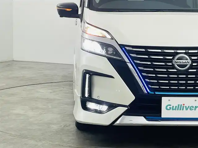 日産 セレナ e－パワー ハイウェイスター V 福島県 2021(令3)年 6.3万km パール 360°セーフティアシスト/・プロパイロット/・側方支援/・後方支援/・エマージェンシーブレーキ/・速度標謝表示/・道路標識表示/・駐車支援/・ふらつき警報/・走行時間/・凍結注意/・ブラインドスポットモニター/純正ナビ/・型番：MM520D-L/・フルセグTV/BT/CD/DVD/FM/AM/・ETC/・両側パワースライドドア/・前後ドライブレコーダー/デジタルインナーミラー/プッシュスタート/・スマートキー/革張ステアリング/・ステアリングスイッチ/電動格納ミラー/LEDヘッドライト/・オートライト/・フォグランプ/ドアバイザー/純正フロアマット