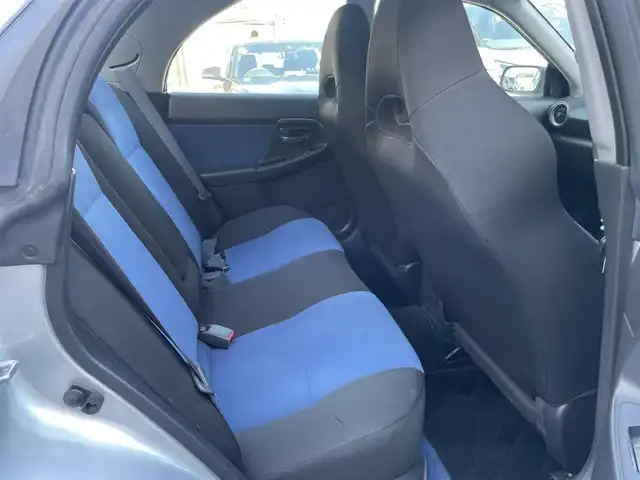 スバル インプレッサ ＷＲＸ STi 大阪府 2004(平16)年 16.2万km プレミアムシルバーメタリック 純正ナビ-ワンセグTV/CD/momoステアリング/HIDヘッドライト/ETC/6速ミッション