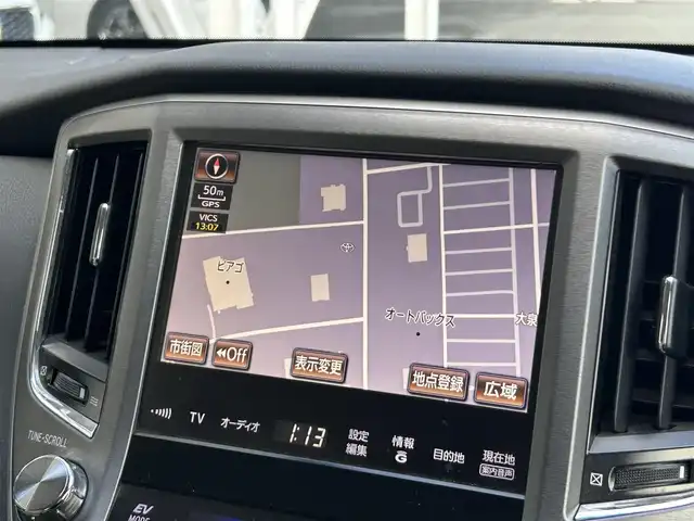 トヨタ クラウン ハイブリッド ロイヤルサルーン 静岡県 2015(平27)年 9万km シルバーM 純正8型HDDナビ/（フルセグTV/CD/DVD/BT/USB）/音声ガイダンス付きバックガイドモニター/全周囲カメラ/ビルトインETC/ドラレコ/前席パワーシート/前席シートヒーター/純正フロアマット/ドアバイザー/フロントフォグ/純正17AW