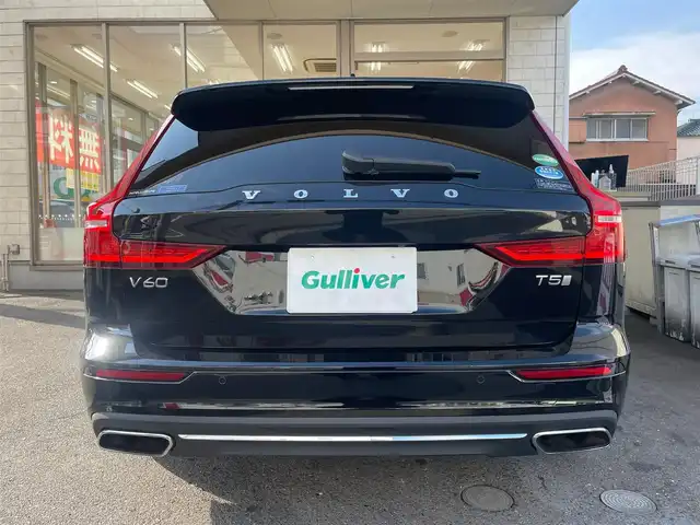 ボルボ Ｖ６０ T5 インスクリプション 愛知県 2019(令1)年 4.9万km 黒 /当店買取/インテリセーフティ//純正ナビ/360度カメラ//茶色本革シート//パワーシート/マッサージ機能付//シートヒーター/シートベンチレーター//BLIS/レーンキープアシスト/ドライバーアラート//パイロットアシスト//LEHヘッド/AHB//ヘッドアップディスプレイ//ETC/ハンズフリーPゲート//HarmanKardonオーディオ//アダプティプクルーズコントロール//リコールNo3467対策済//ディーラー記録簿R235年//保証書/取説/スペアキー