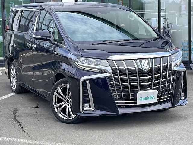 トヨタ アルファードハイブリット SR 千葉県 2020(令2)年 6.2万km スパークリングブラックパールクリスタルシャイン ・4WD/・純正マルチメディアディスプレイ/（FM・AM・BT・CD・DVD・フルセグ・Miracast）/・バックカメラ/・純正１２．１型フリップダウンモニター/・両側パワースライドドア/・パワーバックドア/・ダブルサンルーフ/・コーナーセンサー/・オートクルーズコントロール/・オートマチックハイビーム/・オートライト/・LEDヘッドライト/・フォグライト/・純正エンジンスターター/・前席エアーシート/・前席パワーシート/・革巻きステアリング/・ステアリングスイッチ/・スマートキー/・プッシュスタート
