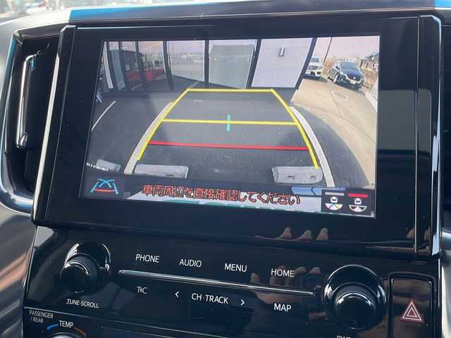 トヨタ アルファードハイブリット SR 千葉県 2020(令2)年 6.2万km スパークリングブラックパールクリスタルシャイン ・4WD/・純正マルチメディアディスプレイ/（FM・AM・BT・CD・DVD・フルセグ・Miracast）/・バックカメラ/・純正１２．１型フリップダウンモニター/・両側パワースライドドア/・パワーバックドア/・ダブルサンルーフ/・コーナーセンサー/・オートクルーズコントロール/・オートマチックハイビーム/・オートライト/・LEDヘッドライト/・フォグライト/・純正エンジンスターター/・前席エアーシート/・前席パワーシート/・革巻きステアリング/・ステアリングスイッチ/・スマートキー/・プッシュスタート