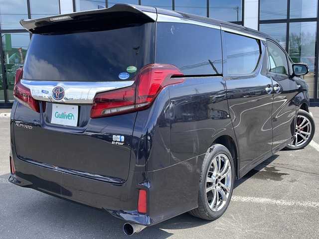 トヨタ アルファードハイブリット SR 千葉県 2020(令2)年 6.2万km スパークリングブラックパールクリスタルシャイン ・4WD/・純正マルチメディアディスプレイ/（FM・AM・BT・CD・DVD・フルセグ・Miracast）/・バックカメラ/・純正１２．１型フリップダウンモニター/・両側パワースライドドア/・パワーバックドア/・ダブルサンルーフ/・コーナーセンサー/・オートクルーズコントロール/・オートマチックハイビーム/・オートライト/・LEDヘッドライト/・フォグライト/・純正エンジンスターター/・前席エアーシート/・前席パワーシート/・革巻きステアリング/・ステアリングスイッチ/・スマートキー/・プッシュスタート