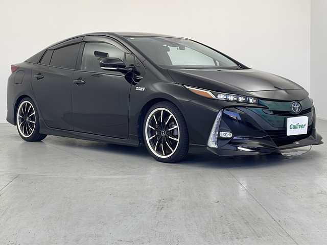 トヨタ プリウス ＰＨＶ A レザーパッケージ 愛知県 2017(平29)年 5.8万km アティチュードブラックマイカ 純正11.6型ナビ/TRDエアロ/社外１８インチアルミ/パワーシート/レーンキープアシスト/レーダークルーズコントロール/レザーシート/ステアリングヒーター/シートヒーター/オートライト/オートマチックハイビーム/純正LEDヘッドライト/ドラレコ/ビルトインETC2.0/スペアキー