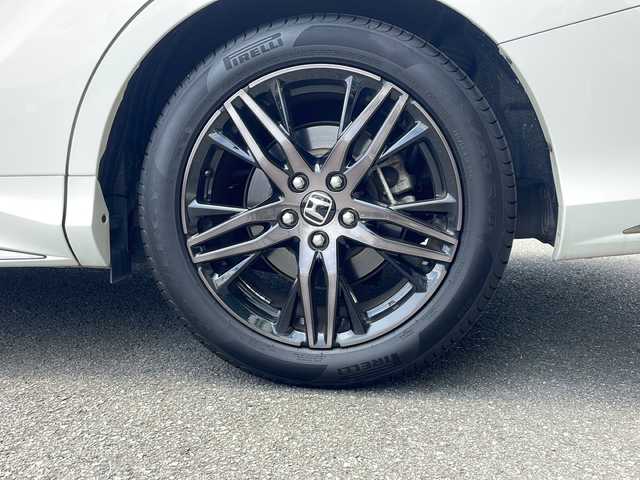 ホンダ オデッセイ アブソルート EX 兵庫県 2020(令2)年 6.9万km プラチナホワイトパール 純正10インチナビ/・AM FM　CD　DVD USB SD HDMI BT フルセグTV/純正11.6インチフリップダウンモニター/前後ドライブレコーダー/ETC2.0/全方位カメラ/BSM/全席シートヒーター/レーダークルーズコントロール/両側パワースライドドア/ハンズフリーパワーテールゲート/レーンアシスト/衝突軽減/前後コーナーセンサー/オートライト/パドルシフト/アイドリングストップ/純正フロアマット/純正18インチアルミホイール/LEDヘッドライト/カーテンエアバック/HDMI端子