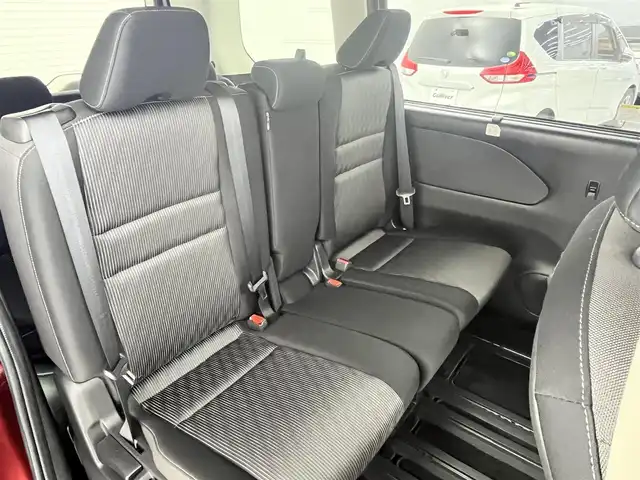 日産 セレナ ハイウェイスター V 埼玉県 2019(令1)年 2.5万km マルーンレッド 2トーン 純正１０型ナビ　全方位カメラ　純正後席モニター　Ｂｌｕｅｔｏｏｔｈ　フルセグＴＶ　ドライブレコーダー　クルーズコントロール　コーナーセンサー　オートハイビーム　ＢＳＭ　ＥＴＣ　　衝突軽減システム