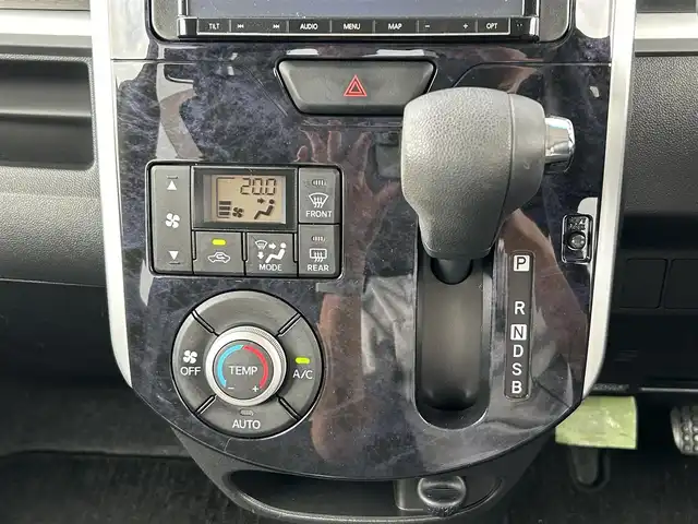 ダイハツ タント カスタム X トップED SA Ⅲ 栃木県 2017(平29)年 3.1万km ブラックマイカメタリック 社外ナビ/バックカメラ/衝突被害軽減システム/横滑り防止/後方コーナーセンサー/LEDヘッドライト/オートライト/オートマチックハイビーム/フォグランプ/純正AW14インチ/純正フロアマット/D席シートヒーター/片側パワースライドドア/Bluetooth/CD / DVD/ビルトインETC