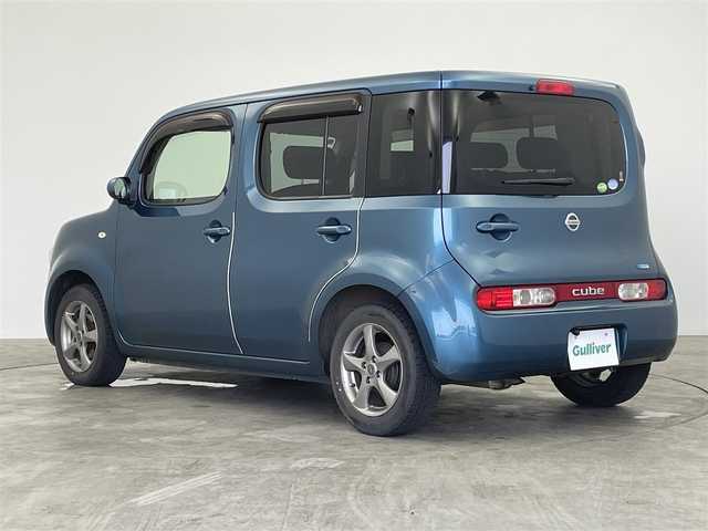 日産 キューブ 15X Vセレクション 群馬県 2016(平28)年 4.4万km スオミブルー 社外７インチナビ　バックカメラ　オートライト　ヘッドライトレベライザー　オートエアコン　社外１５インチアルミホイール　夏タイヤ積込　スマートキー　ＥＴＣ　横滑り防止装置　盗難防止装置　ＡＢＳ　禁煙車