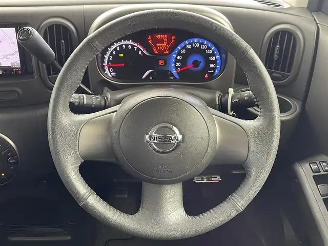 日産 キューブ 15X Vセレクション 群馬県 2016(平28)年 4.4万km スオミブルー 社外７インチナビ　バックカメラ　オートライト　ヘッドライトレベライザー　オートエアコン　社外１５インチアルミホイール　夏タイヤ積込　スマートキー　ＥＴＣ　横滑り防止装置　盗難防止装置　ＡＢＳ　禁煙車