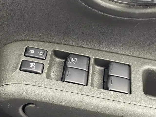 日産 キューブ 15X Vセレクション 群馬県 2016(平28)年 4.4万km スオミブルー 社外７インチナビ　バックカメラ　オートライト　ヘッドライトレベライザー　オートエアコン　社外１５インチアルミホイール　夏タイヤ積込　スマートキー　ＥＴＣ　横滑り防止装置　盗難防止装置　ＡＢＳ　禁煙車
