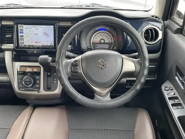 スズキ ハスラー Jスタイル Ⅲ 宮城県 2018(平30)年 9.2万km オフブルーメタリック/スチールシルバー2トーン 全方位モニター用カメラパッケージ/・全方位モニター/・USBソケット/＝＝＝/デュアルカメラブレーキサポート/誤発進抑制機能/車線逸脱警報機能/ふらつき警報機能/先行車発進お知らせ機能/ディーラーop 8インチナビ/・フルセグ・DVD・CD・SD・USB・Bluetooth/ビルトインETC/ナビ連動フロントドライブレコーダー/革巻きステアリング/ステアリングリモコン/ハーフレザー調シート/前席シートヒーター/社外HIDバルブ/フォグランプ/純正15インチアルミ/純正フロアマット/純正ドアバイザー/保証書/取扱説明書/スマートキー×2