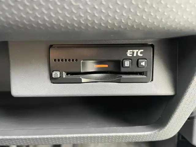 スズキ ハスラー Jスタイル Ⅲ 宮城県 2018(平30)年 9.2万km オフブルーメタリック/スチールシルバー2トーン 全方位モニター用カメラパッケージ/・全方位モニター/・USBソケット/＝＝＝/デュアルカメラブレーキサポート/誤発進抑制機能/車線逸脱警報機能/ふらつき警報機能/先行車発進お知らせ機能/ディーラーop 8インチナビ/・フルセグ・DVD・CD・SD・USB・Bluetooth/ビルトインETC/ナビ連動フロントドライブレコーダー/革巻きステアリング/ステアリングリモコン/ハーフレザー調シート/前席シートヒーター/社外HIDバルブ/フォグランプ/純正15インチアルミ/純正フロアマット/純正ドアバイザー/保証書/取扱説明書/スマートキー×2