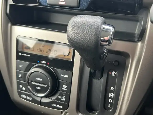 スズキ ハスラー Jスタイル Ⅲ 宮城県 2018(平30)年 9.2万km オフブルーメタリック/スチールシルバー2トーン 全方位モニター用カメラパッケージ/・全方位モニター/・USBソケット/＝＝＝/デュアルカメラブレーキサポート/誤発進抑制機能/車線逸脱警報機能/ふらつき警報機能/先行車発進お知らせ機能/ディーラーop 8インチナビ/・フルセグ・DVD・CD・SD・USB・Bluetooth/ビルトインETC/ナビ連動フロントドライブレコーダー/革巻きステアリング/ステアリングリモコン/ハーフレザー調シート/前席シートヒーター/社外HIDバルブ/フォグランプ/純正15インチアルミ/純正フロアマット/純正ドアバイザー/保証書/取扱説明書/スマートキー×2