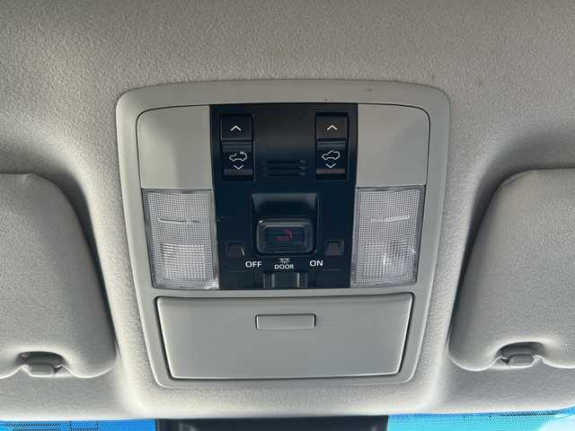 トヨタ ランドクルーザー プラド TX Lパッケージ 神奈川県 2022(令4)年 4.7万km ホワイトパールクリスタルシャイン ワンオーナー/サンルーフ/純正メーカーナビ(AM/FM/USB/BT/Miracast)/全方位カメラ/WALD スポイラー(F/S/R)/WALD 22インチアルミホイール/衝突被害軽減ブレーキ/レーンキープアシスト/ブラインドスポットモニター/クリアランスソナー/オートハイビーム/レーダークルーズコントロール/黒革シート/D/N席パワーシート/D/N席シートヒーター・エアコン/ビルトインETC2.0/ISOFIX/スペアキー×1/保証書/取扱説明書