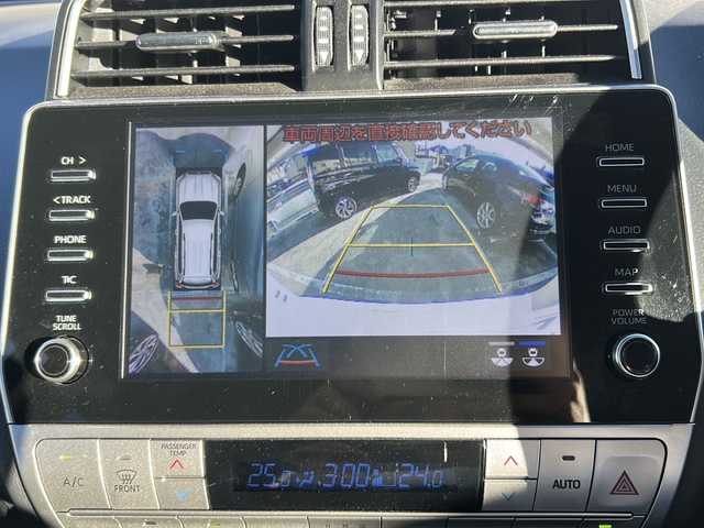 トヨタ ランドクルーザー プラド TX Lパッケージ 神奈川県 2022(令4)年 4.7万km ホワイトパールクリスタルシャイン ワンオーナー/サンルーフ/純正メーカーナビ(AM/FM/USB/BT/Miracast)/全方位カメラ/WALD スポイラー(F/S/R)/WALD 22インチアルミホイール/衝突被害軽減ブレーキ/レーンキープアシスト/ブラインドスポットモニター/クリアランスソナー/オートハイビーム/レーダークルーズコントロール/黒革シート/D/N席パワーシート/D/N席シートヒーター・エアコン/ビルトインETC2.0/ISOFIX/スペアキー×1/保証書/取扱説明書