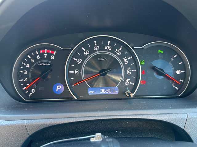 トヨタ ヴォクシー ZS 煌Ⅲ 千葉県 2020(令2)年 3.7万km ホワイトパールクリスタルシャイン 純正9インチナビ/(フルセグTV/BT/CD/DVD/FM/AM)/純正ドライブレコーダー/衝突被害軽減システム/車線逸脱警報/バックカメラ/クルーズコントロール/両側パワースライドドア/横滑り防止装置/ビルトインETC2.0/アイドリングストップ/LEDヘッドライト/フォグランプ/オートライト/ウィンカーミラー/電動格納ミラー/純正16インチAW/シートリフター/プッシュスタート/スマートキー/フロアマット