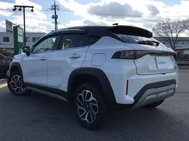 スズキ フロンクス 鳥取県 2024(令6)年 0.5万km パールⅡ ４・W・D/ツートンカラー/ルーフブラック/純正9インチナビ/フルセグ/BT/USB/HDMI/全方位モニター/スズキセーフティサポート/ブラインドスポットモニター/レーンキープアシスト/レーダークルーズコントロール/ヘッドアップディスプレイ/ETC/ドライブレコーダー/ハーフレザーシート/前席シートヒーター/置くだけ充電/LEDヘットライト/ハイビームアシスト/純正16インチアルミホイール/プッシュエンジンスタート/アイドリングストップ/スマートキー/フロアマット