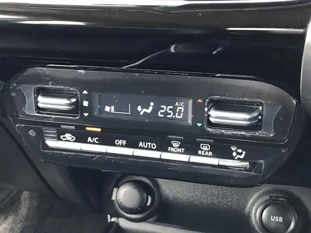 スズキ フロンクス 鳥取県 2024(令6)年 0.5万km パールⅡ ４・W・D/ツートンカラー/ルーフブラック/純正9インチナビ/フルセグ/BT/USB/HDMI/全方位モニター/スズキセーフティサポート/ブラインドスポットモニター/レーンキープアシスト/レーダークルーズコントロール/ヘッドアップディスプレイ/ETC/ドライブレコーダー/ハーフレザーシート/前席シートヒーター/置くだけ充電/LEDヘットライト/ハイビームアシスト/純正16インチアルミホイール/プッシュエンジンスタート/アイドリングストップ/スマートキー/フロアマット