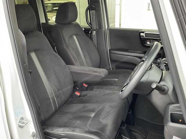 ホンダ Ｎ ＢＯＸ カスタム L 福島県 2023(令5)年 3.7万km プラチナホワイトパール 純正９インチナビ　バックＣ　ＢＴ　ＥＴＣ　追従クルコン　フルセグ　Ｐセンサ　片側パワスラ　電子Ｐ　前席シートヒーター　ＵＳＢ　ＬＥＤヘッドライト　フォグランプ　スマートキー　スペアキー　ドアバイザー