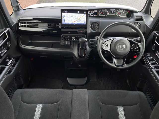 ホンダ Ｎ ＢＯＸ カスタム L 福島県 2023(令5)年 3.7万km プラチナホワイトパール 純正９インチナビ　バックＣ　ＢＴ　ＥＴＣ　追従クルコン　フルセグ　Ｐセンサ　片側パワスラ　電子Ｐ　前席シートヒーター　ＵＳＢ　ＬＥＤヘッドライト　フォグランプ　スマートキー　スペアキー　ドアバイザー