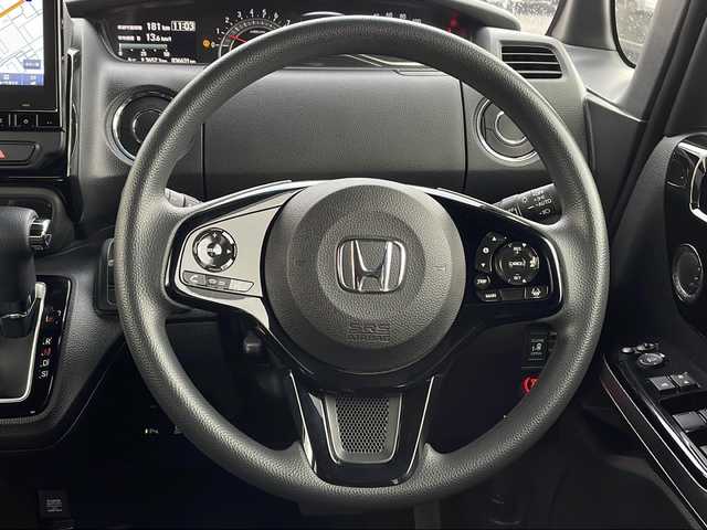 ホンダ Ｎ ＢＯＸ カスタム L 福島県 2023(令5)年 3.7万km プラチナホワイトパール 純正９インチナビ　バックＣ　ＢＴ　ＥＴＣ　追従クルコン　フルセグ　Ｐセンサ　片側パワスラ　電子Ｐ　前席シートヒーター　ＵＳＢ　ＬＥＤヘッドライト　フォグランプ　スマートキー　スペアキー　ドアバイザー