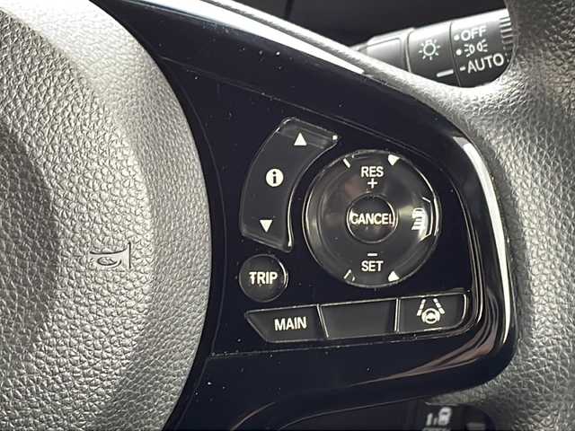 ホンダ Ｎ ＢＯＸ カスタム L 福島県 2023(令5)年 3.7万km プラチナホワイトパール 純正９インチナビ　バックＣ　ＢＴ　ＥＴＣ　追従クルコン　フルセグ　Ｐセンサ　片側パワスラ　電子Ｐ　前席シートヒーター　ＵＳＢ　ＬＥＤヘッドライト　フォグランプ　スマートキー　スペアキー　ドアバイザー